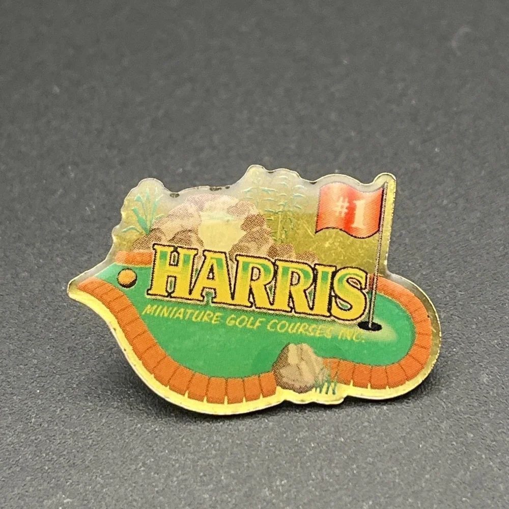 Harris Miniature Golf Courses Lapel‎ Hat Pin
